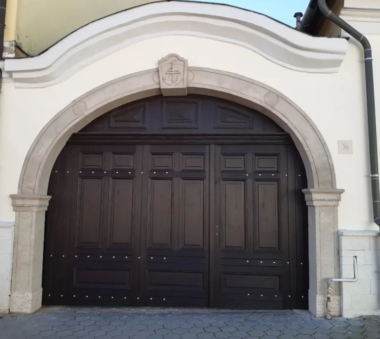 Szép kis kompánia séta - Kompánia jelkép
